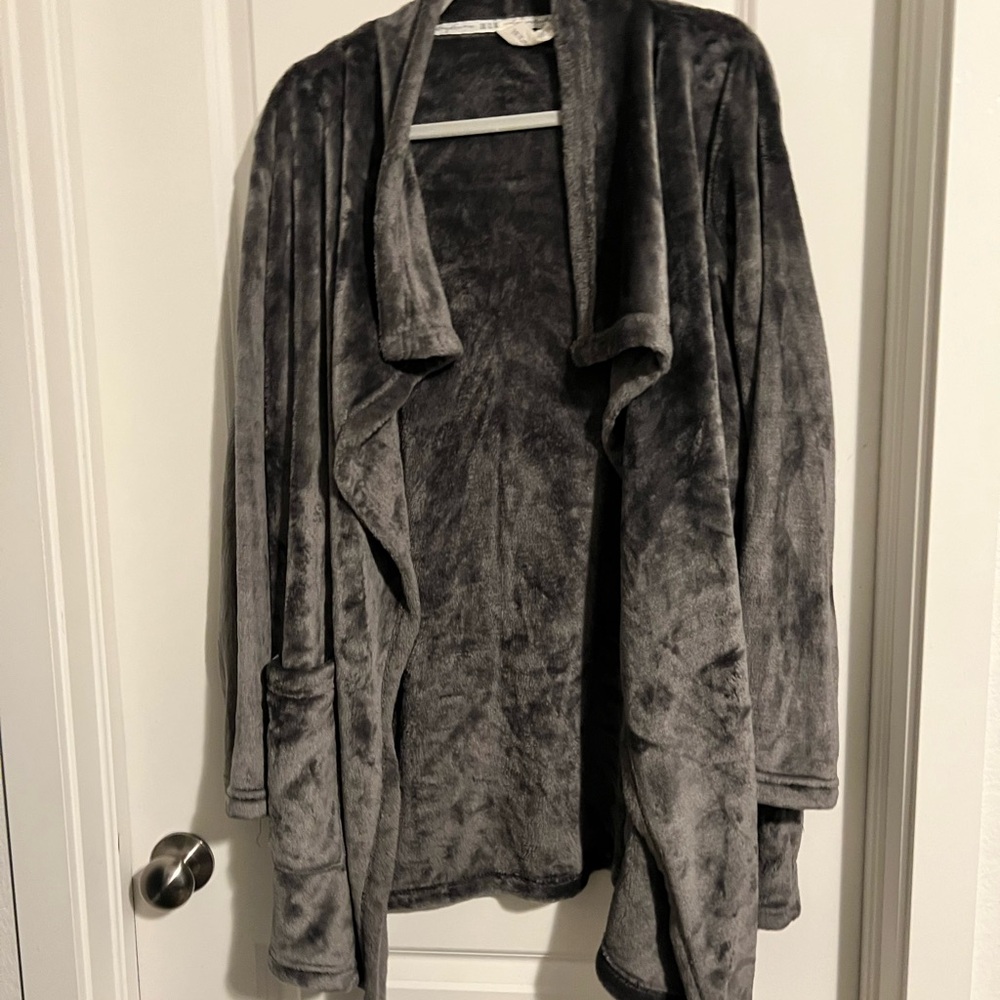 HUE Women's Gray Cardigan Sweater